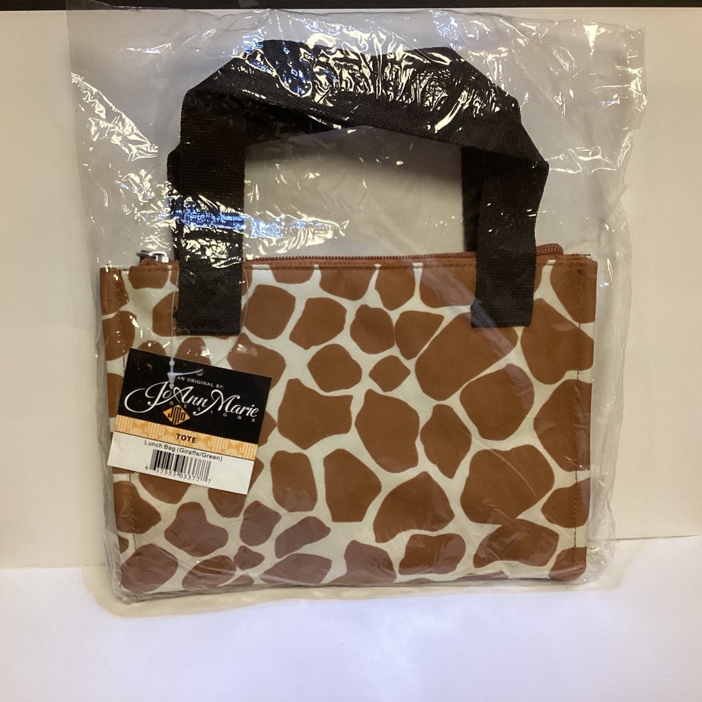Jo Ann Designs Insulated Lunch Bag in a Giraffe Print. New